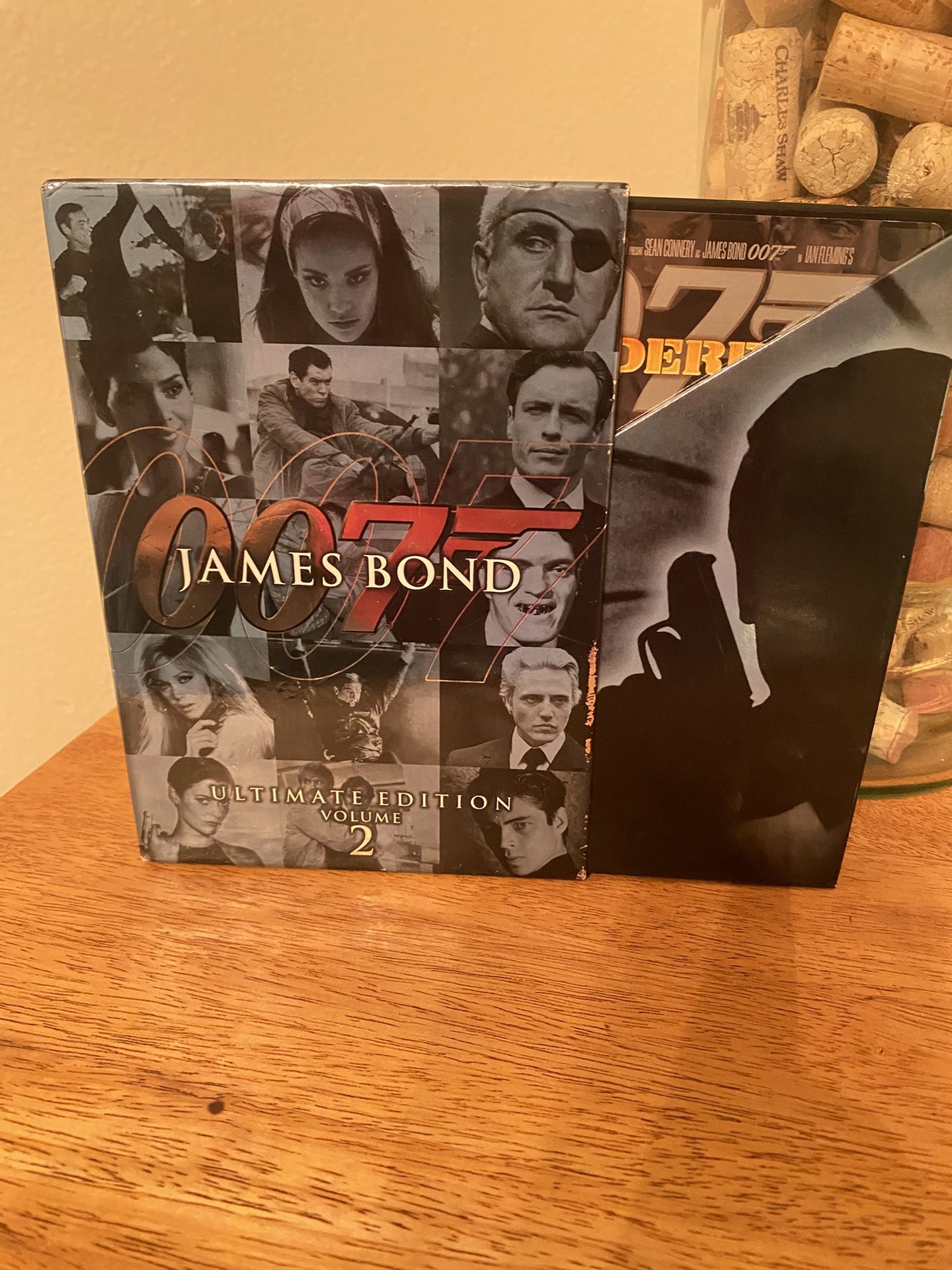 James Bond Ultimate Edition - Vol. 2 (DVD, 2006, 10-Disc Set)