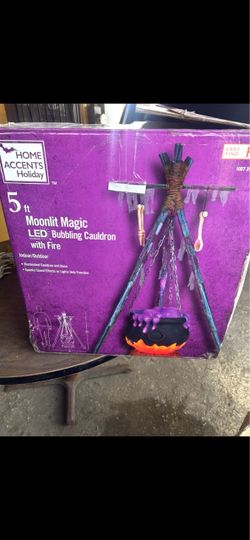 Home Accents Holiday Halloween 5ft Moonlit Magic LED Bubbling Cauldron
