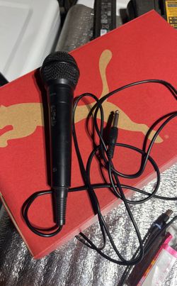 Microphone 