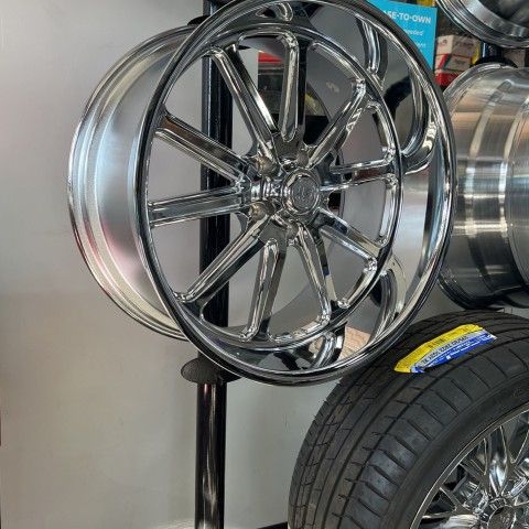 22” Us Mags Rambler Chrome U110 Wheels. 22x9 22x11 5x5 (5x127) Chevy C10 OBS Squarebody C1500 Caprice Impala