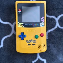 Nintendo Game Boy Color Pokémon Pikachu Edition