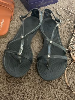 Croc sandals 6.5