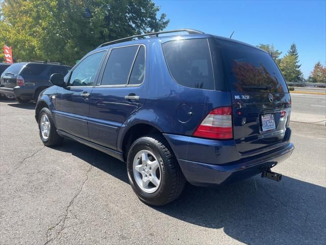 2001 Mercedes-Benz M-Class