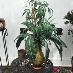 32” Artificial Plant With Metal Base