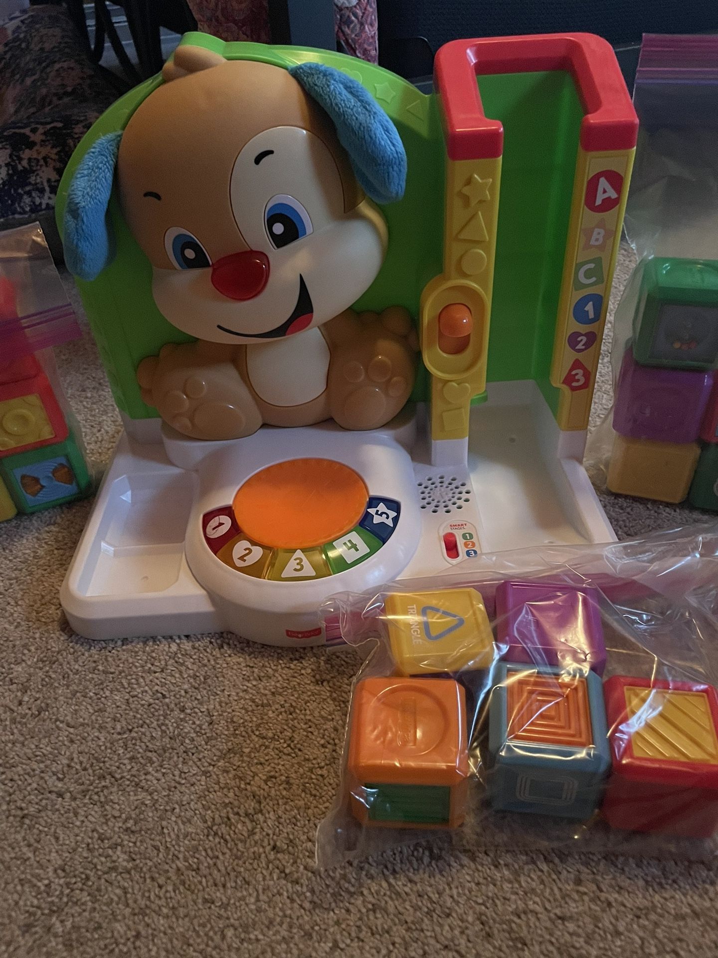 Fisher-Price Laugh & Learn First Words Puppy