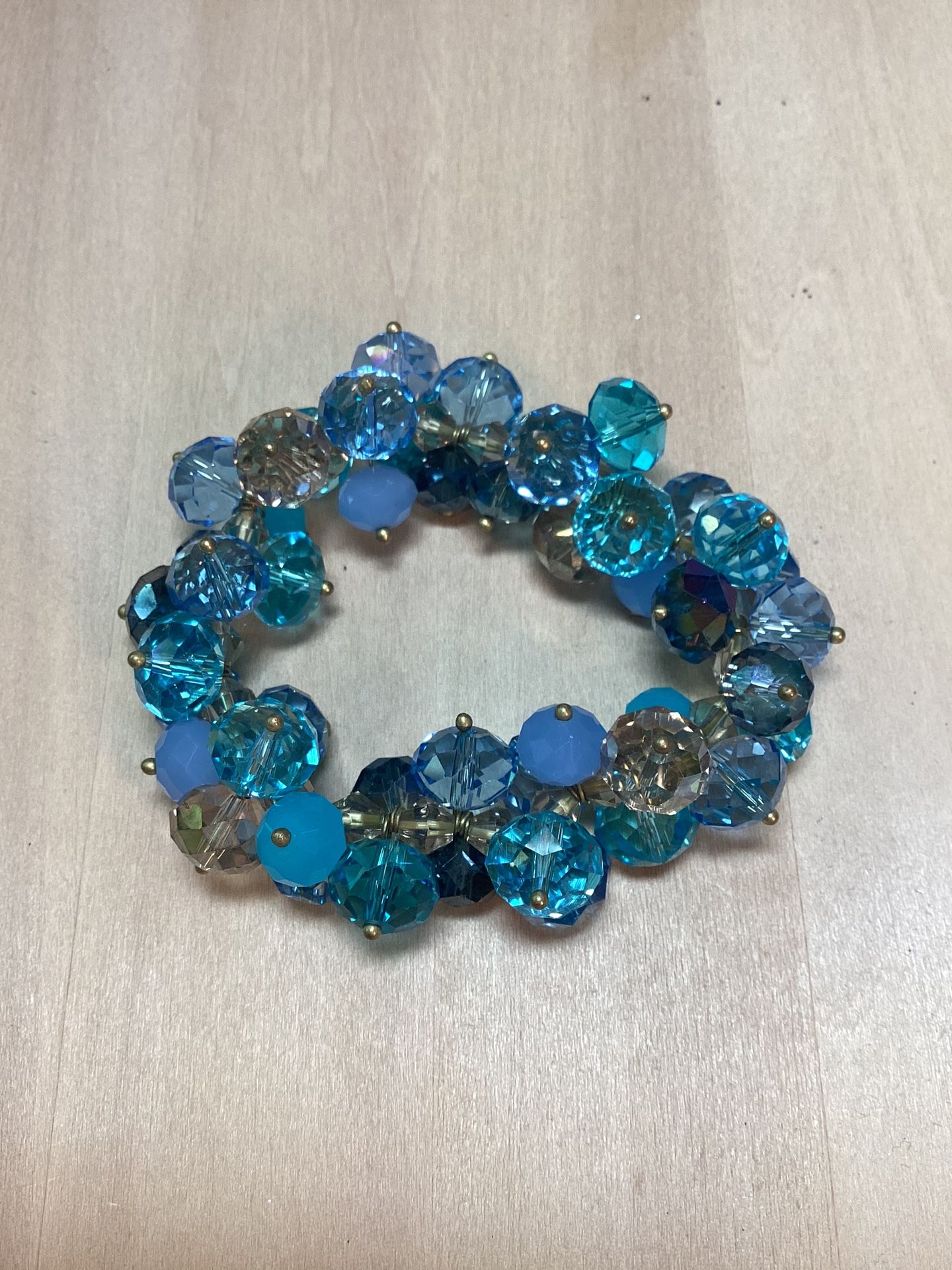 Vintage Sparkly Aqua Crystal Glass Stretch Bracelet