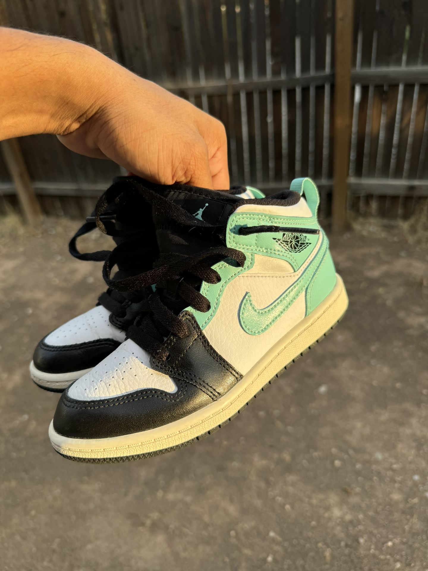 Air Jordan Mid “Tropical Twist” Size 13C