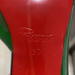 Selling Heels