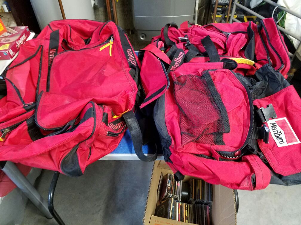 2 Marlboro duffle bags backpack & large travel bag on wheels