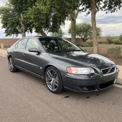 Volvo S60R 