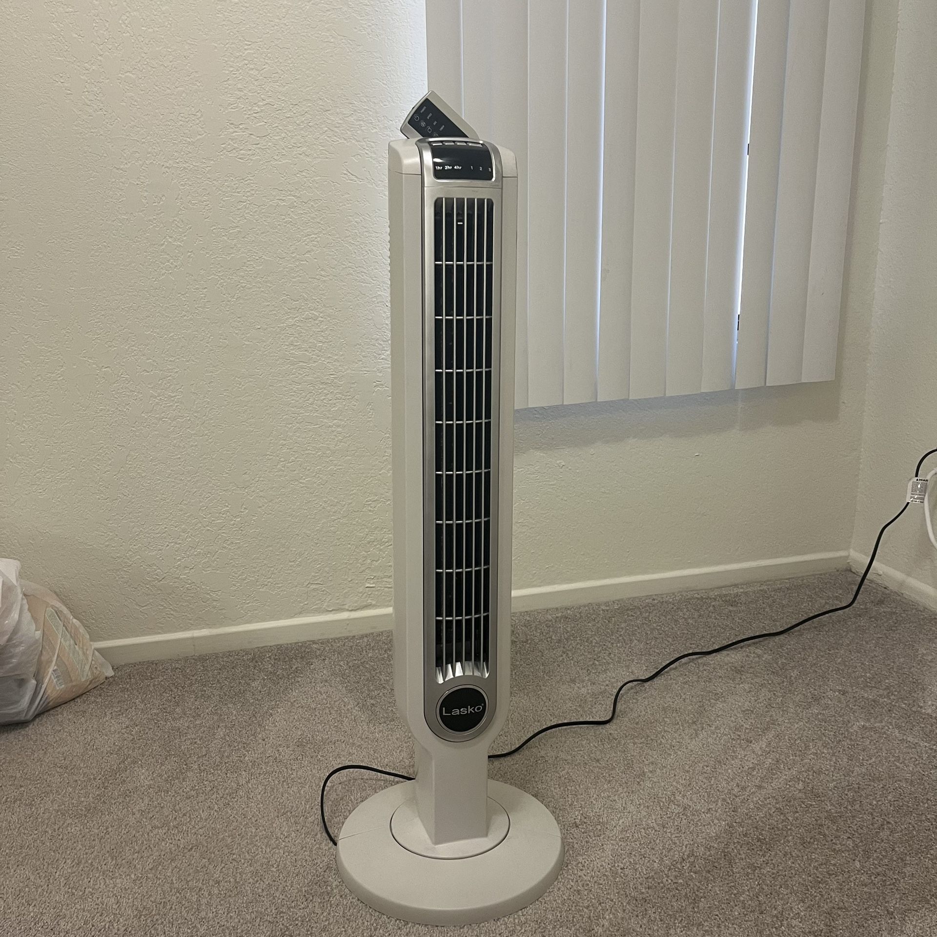 Lasko oscillating Tower fan