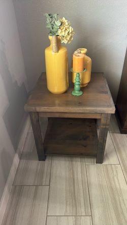 Stylish End Table & Matching Storage Table Set – Great Deal!