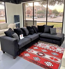 Luxury Black Velvet L-Shaped Sectional Sofa – Modern & Plush Comfort