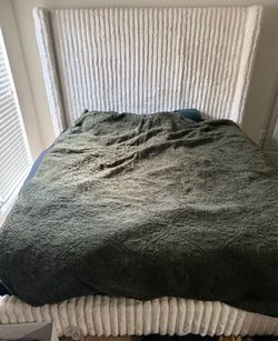 King size bed