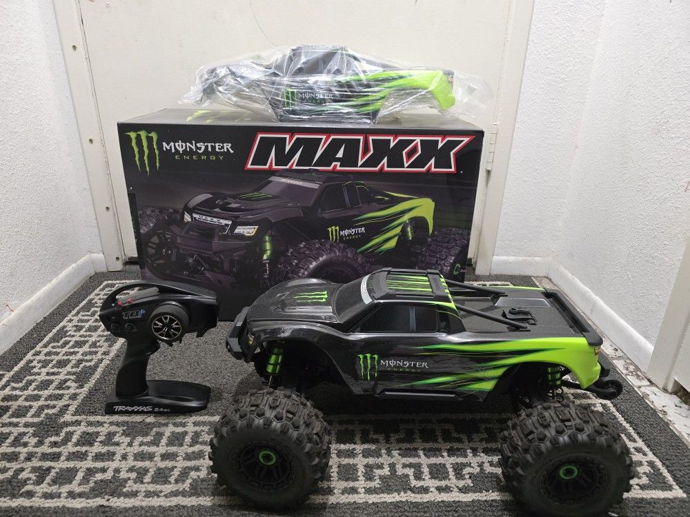 Traxxas Maxx Monster Energy