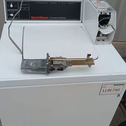 Speed Queen Commercial Washer 