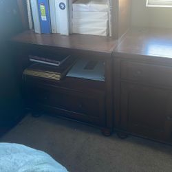 Full Desk with Hutch