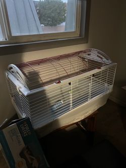 Small animal enclosure