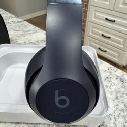 Beats Studio Pro 