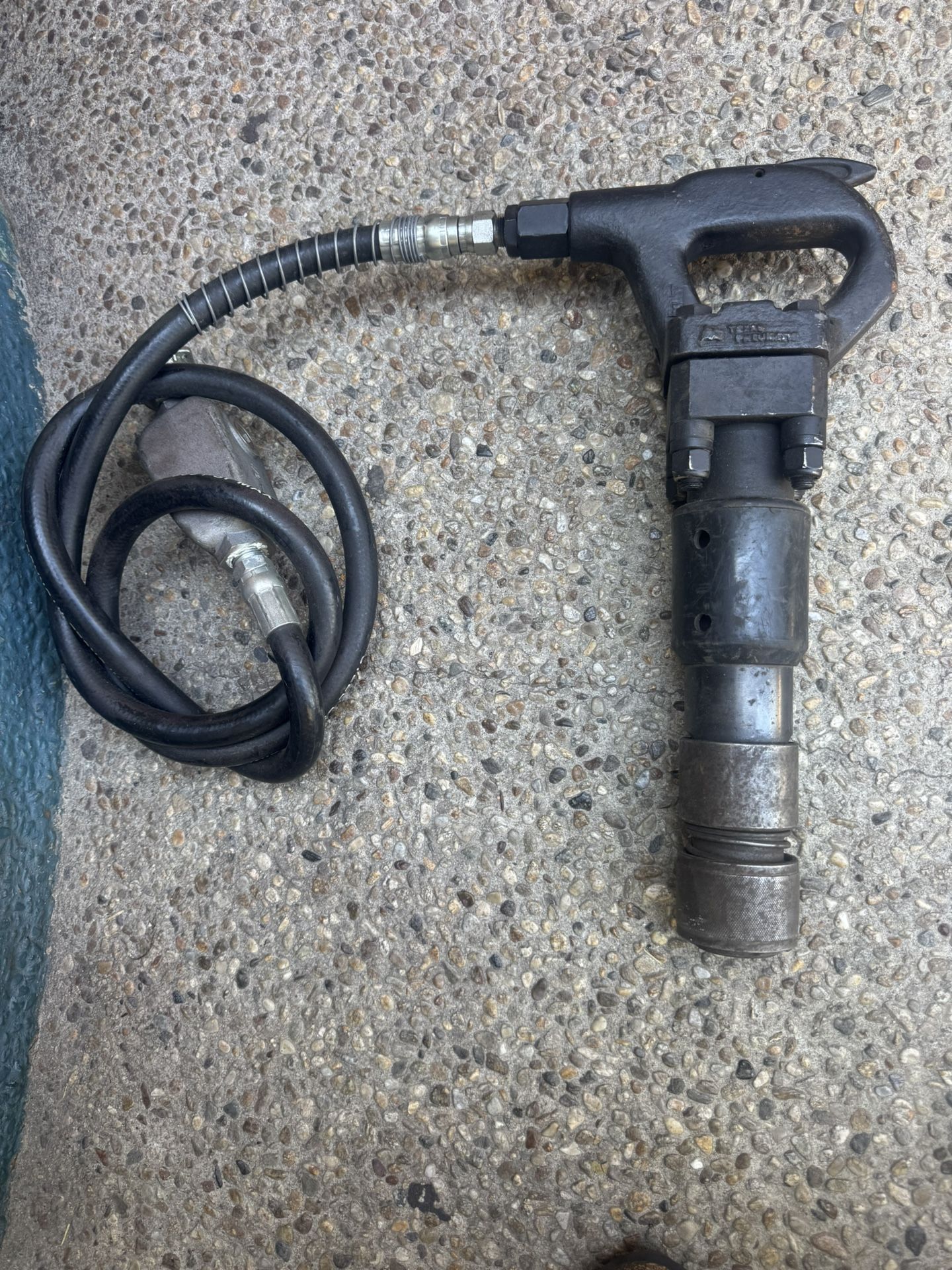 2013 Texas Pneumatic TX CH3 4BH Pneumatic Chipping Hammer