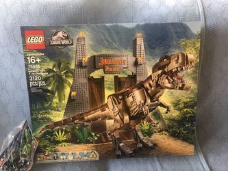 Discontinued Jurassic World / Park T-Rex Rampage 