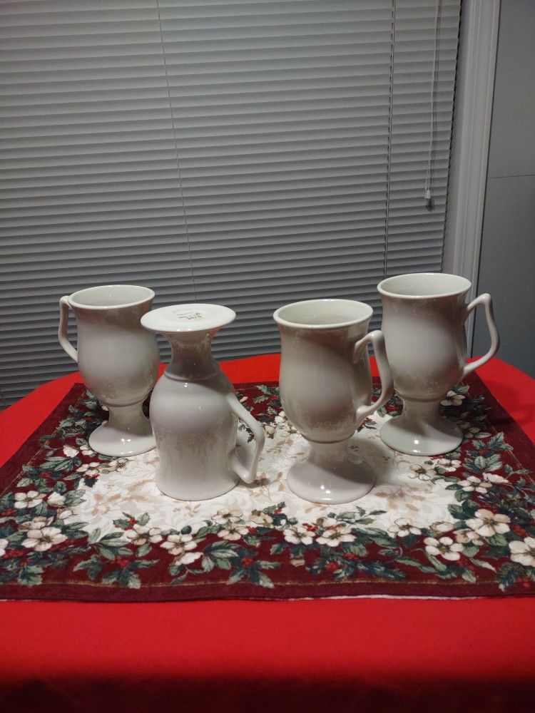 Footed Off White Coffee Mugs-set/4