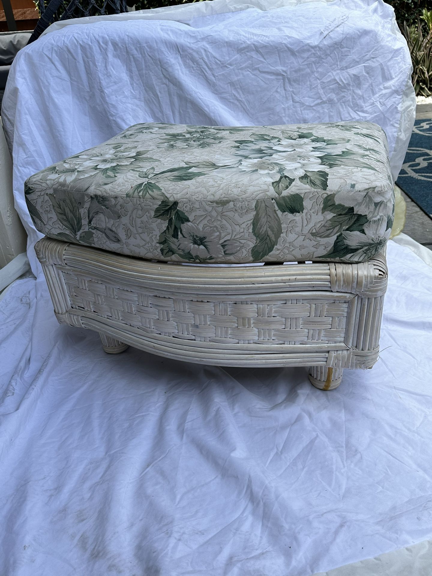 Living Room Bench