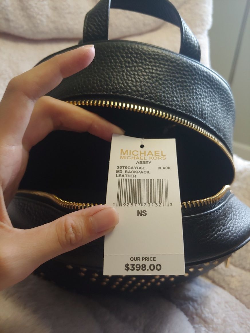 Micheal kors Abbey medium studded back pack