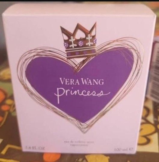 Vera Wang Perfume 