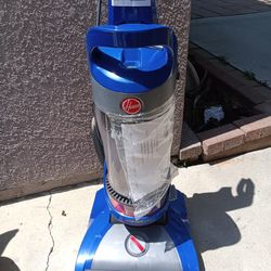 Hoover whole house Rewind upright vacuum Retail $179