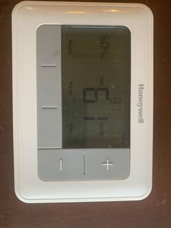 Honeywell Thermostat in Great Condition