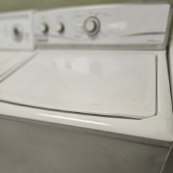 Maytag Washer Working Perfectly Fine Very Clean Super Capacity I Can Deliver To You 90 Days Warranty 