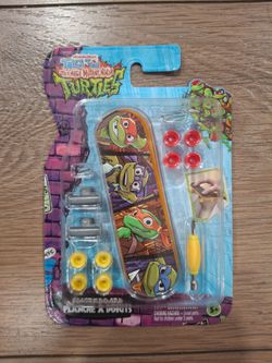 Finger board Ninja Turtels 2 sets of wheels