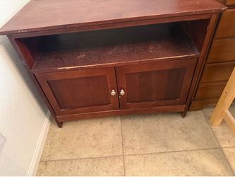 Tv stand