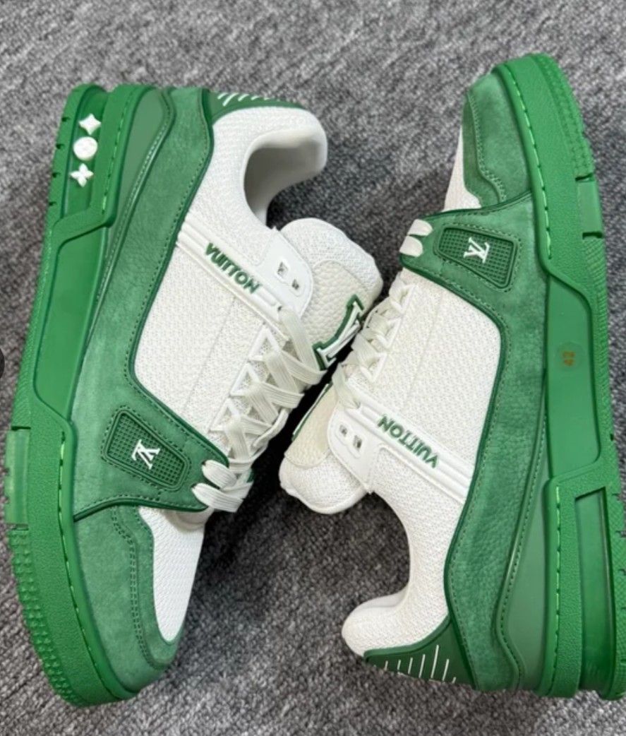 Louis Vuitton Sneakers 