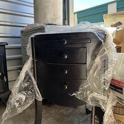 Black drawer