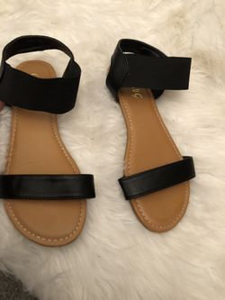Sandals 5 1/2