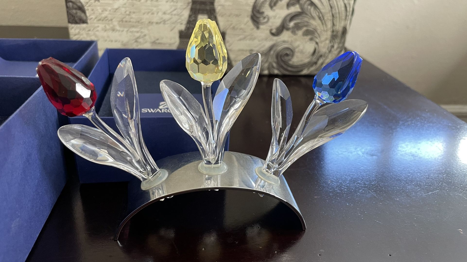 Flowers Swarovski Whith Base Included