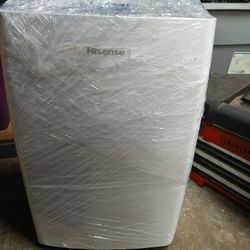 Hisense Dehumidifier 