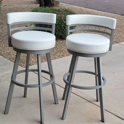Tall Bar Stools 