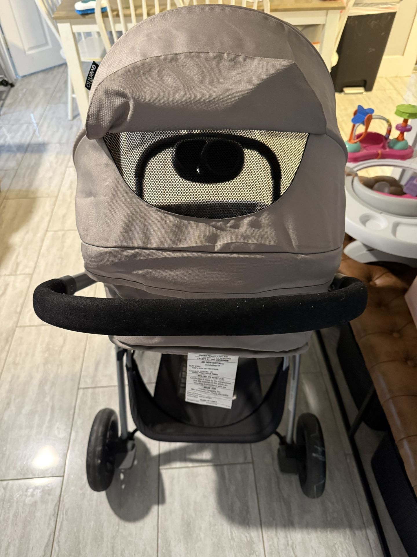 Evenflo Pivot Stroller