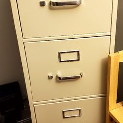 4-drawer File Cabinet