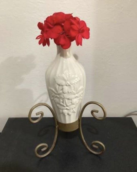 Beautiful porcelain vase with stand