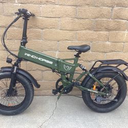  WINDHORSE FOLDABLE ELECTRIC BIKE