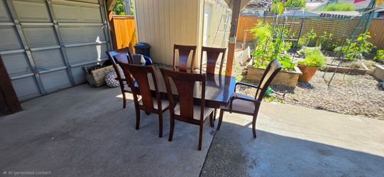 Retractable dining 🍽 table
