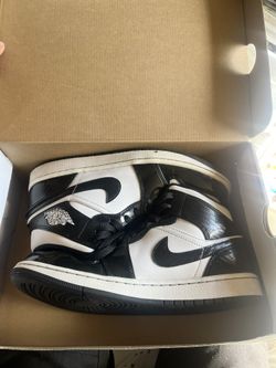 Carbon Jordan 1 Mids