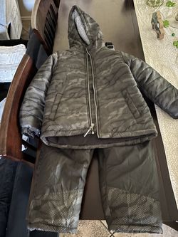 Kids Snow Outfit 4T Snow boots 10C