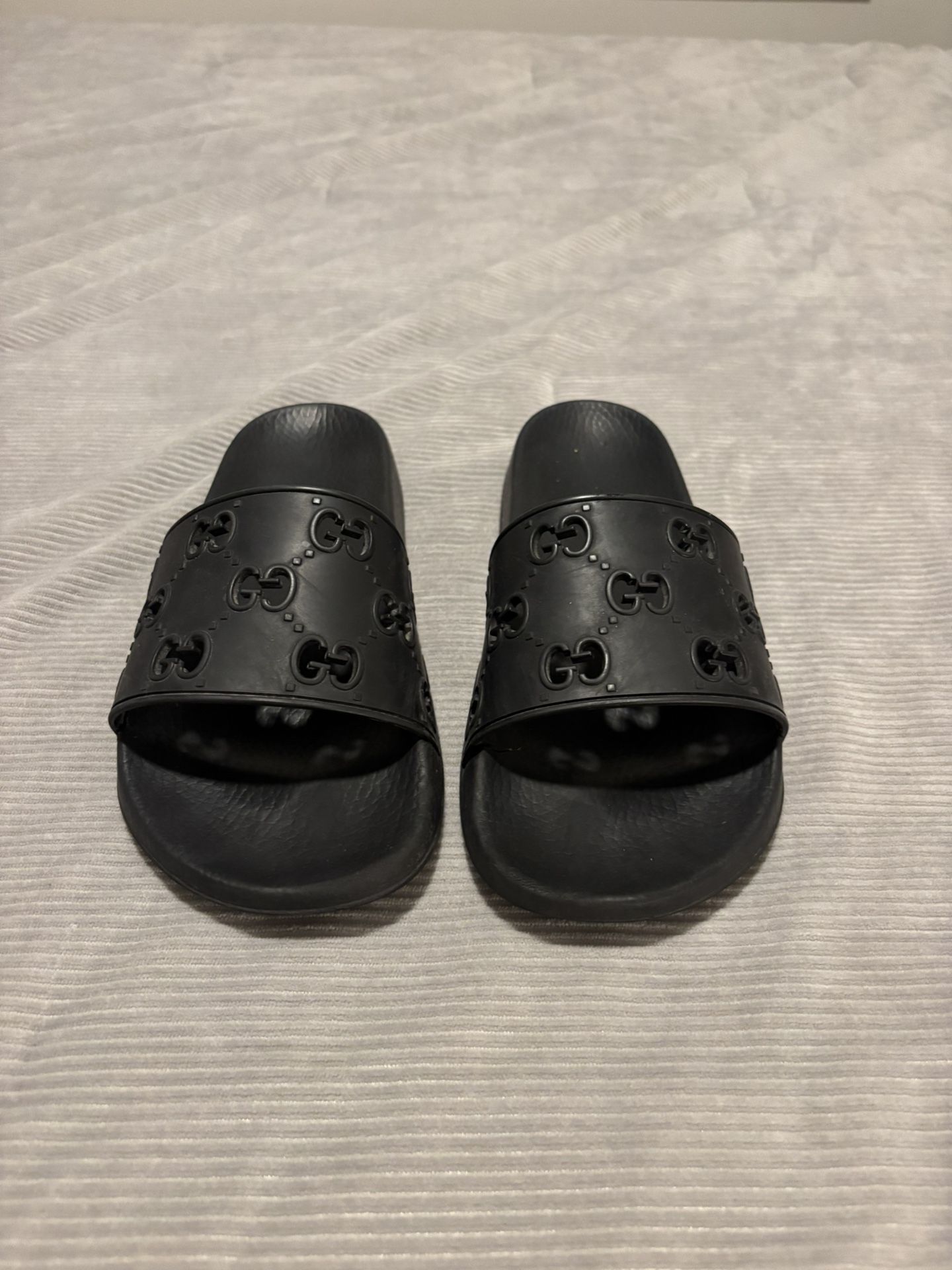 Authentic Gucci black Slides Mens 7/8