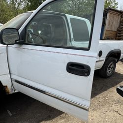Front Driver And Passenger Side Doors 2000 GMC Sierra 