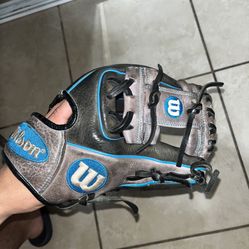 Wilson Glove A1000